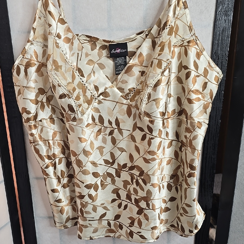 Cream and Brown Leaf Print Women's PajamaTop